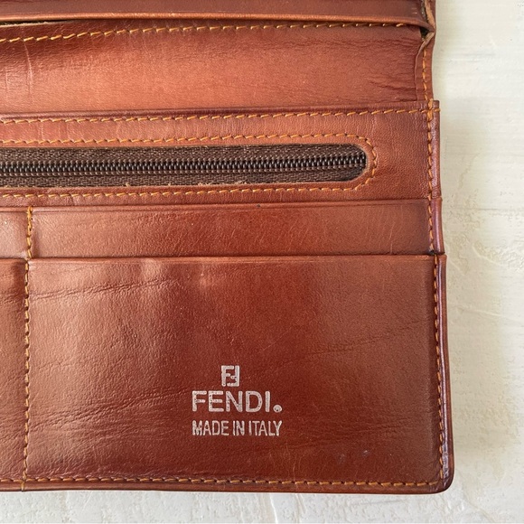 Vintage Fendi Brown Leather Wallet Bifold - Picture 6 of 13